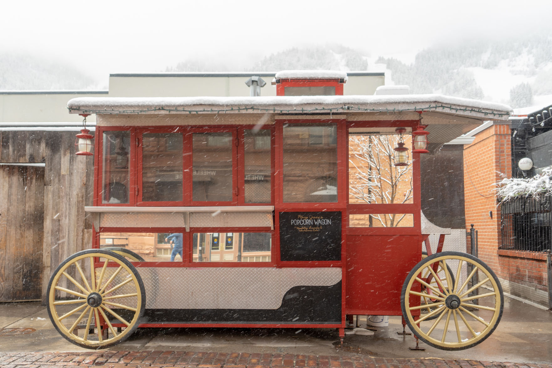 Popcorn wagon